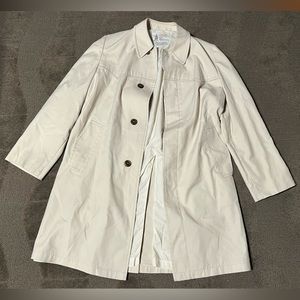 Vintage London Fog Maincoats Beige Eggshell Off-White Rain Trench Coat 40 Long